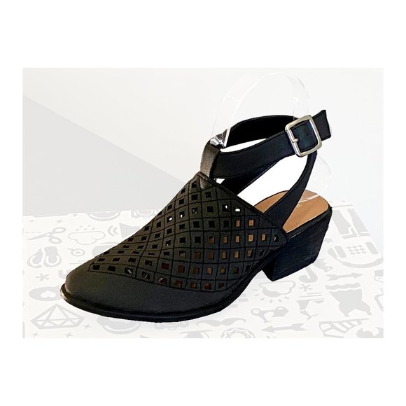 Bamboo Sadie-34S Womens Black Booties - Picture 1 of 1